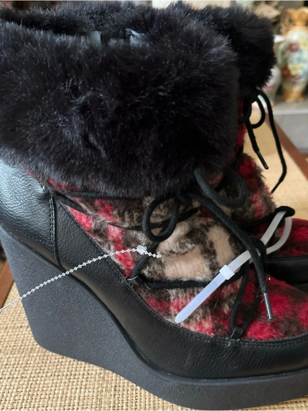 New! Jessica‎ Simpson MYINA Red Plaid Faux-Fur Trim Lace-Up Winter Boots